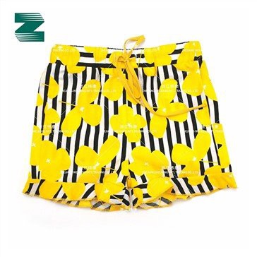 מכנסיים קצרים בהדפס כותנה ארוגים עם חגורת קשת