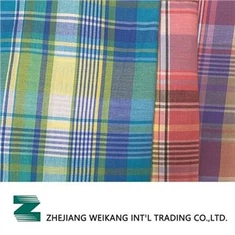 בד צבוע טוויל ארוג